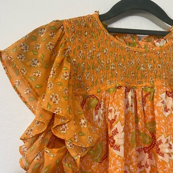 Maison D'Amelie women's smocked top flutter ruffle sleeve floral blouse EUC - Picture 6 of 6